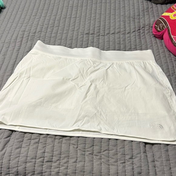 North Face Golf Skirt - Picture 1 of 3